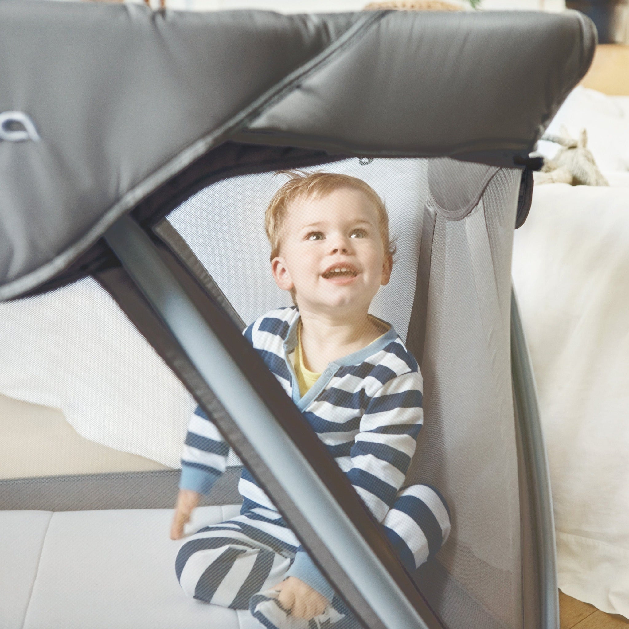 Nuna pack and play outlet