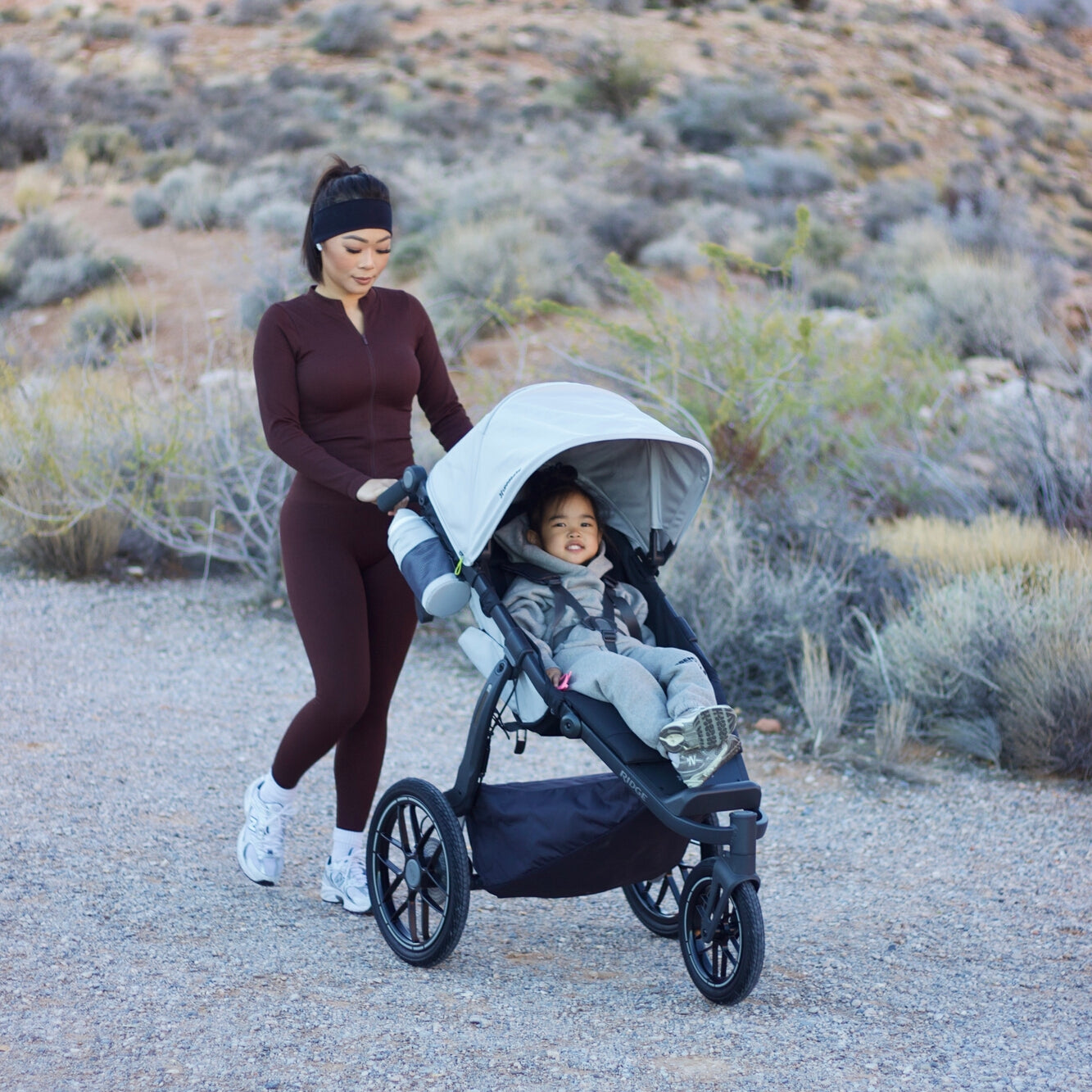 ridge stroller uppababy Ridge V2 Stroller Savannah (Pearl Grey)