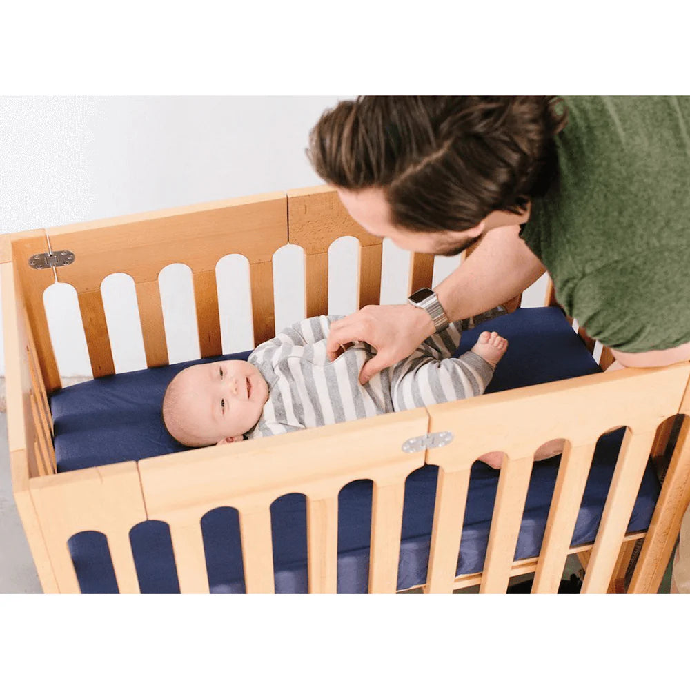 Alma top mini crib